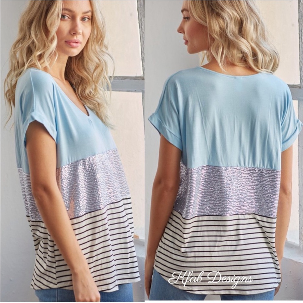 Pale💙Blue v-neck top w/sequin detail2stun💙